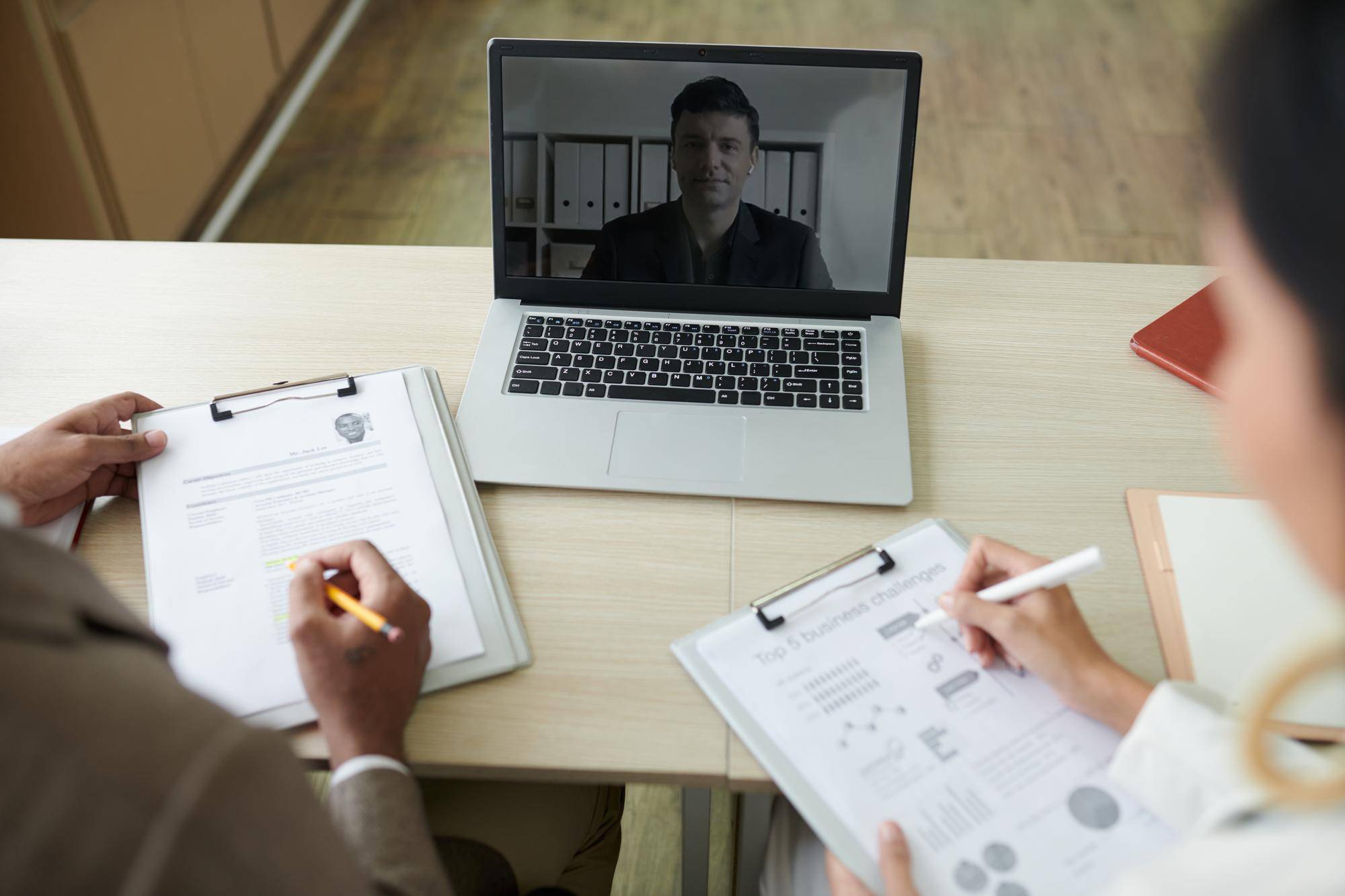 Jak napisać wniosek o pracę zdalną zgodnie z przepisami